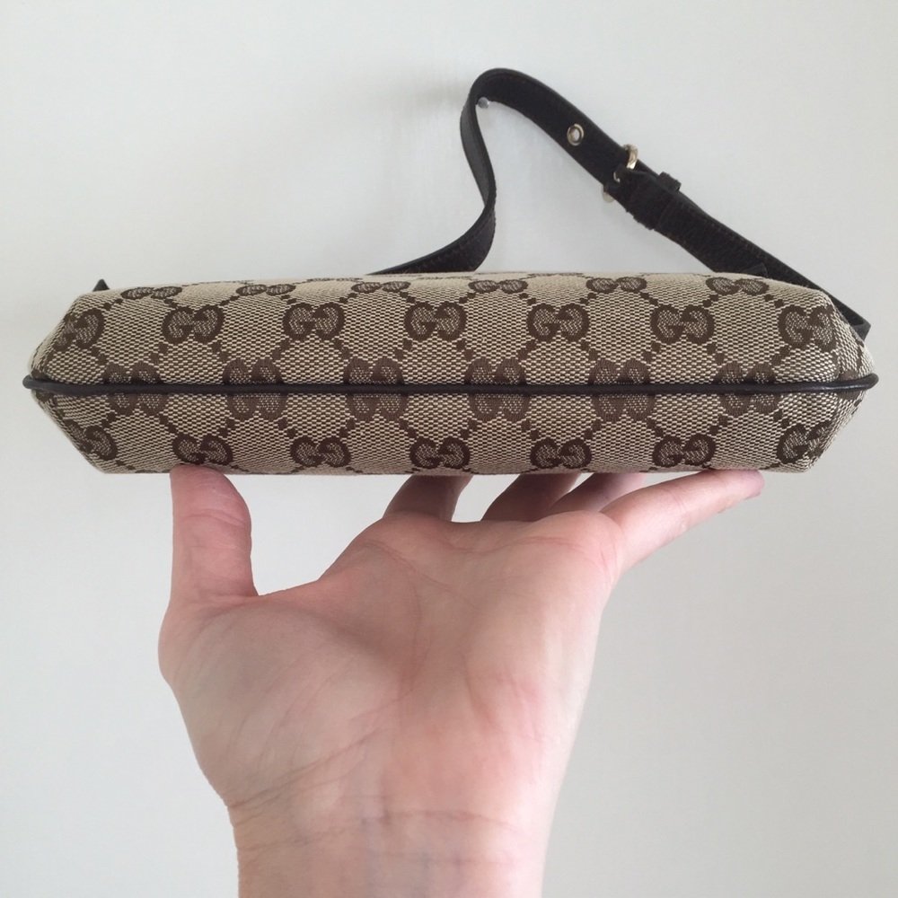 Gucci GG Pochette Shoulder Bag - Picture 4 of 8